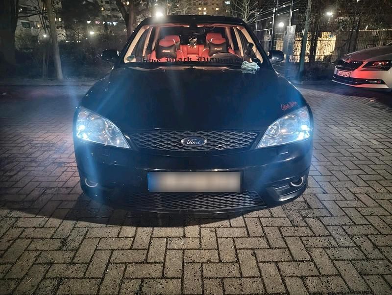 Gebraucht Ford Mondeo ST 226 PS (166 kW) 2004 Schwarz Limousine