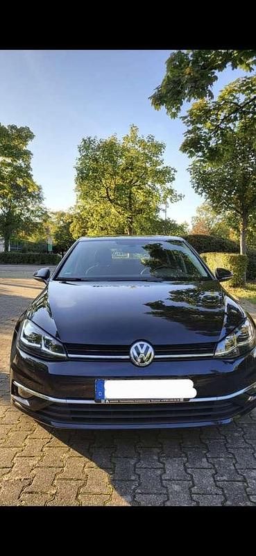 Gebraucht VW Golf VII Highline 150 PS (110 kW) 2018 Schwarz Kleinwagen