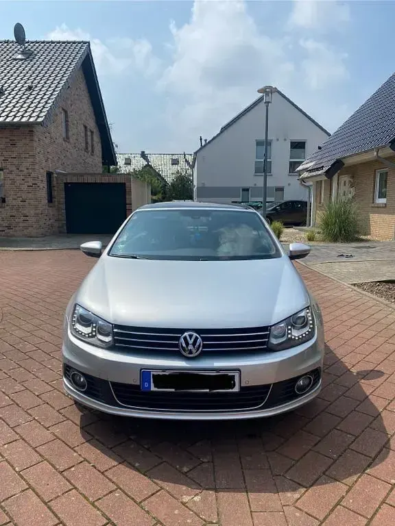 Gebraucht VW Eos Cup 140 PS (102 kW) 2014 Silber Cabrio