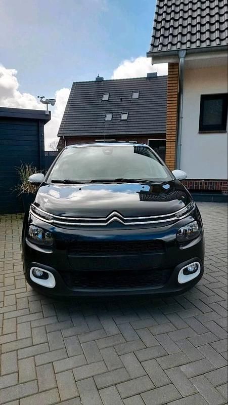 Gebraucht Citroën C3 PureTech 82 PS (60 kW) 2018 Schwarz Kleinwagen