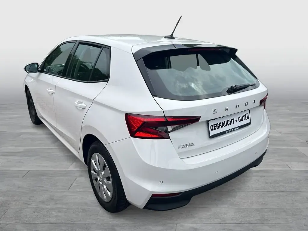 Gebraucht Skoda Fabia Active 80 PS (58 kW) 2022 Weiß Kleinwagen