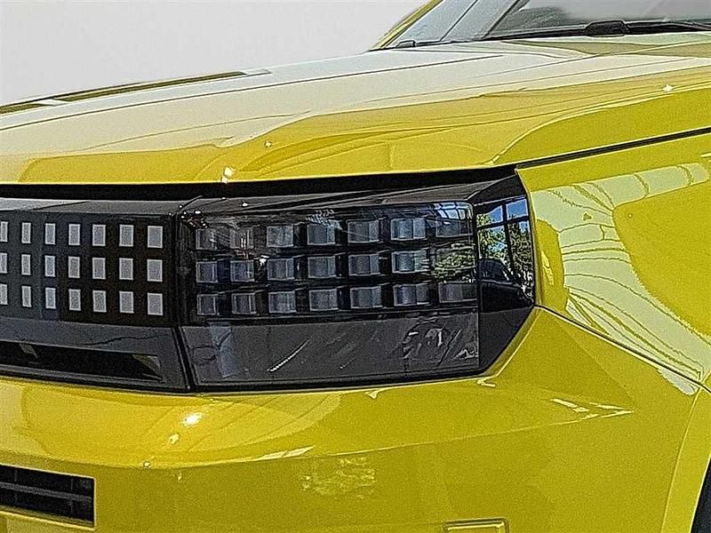 Neu Fiat Panda La Prima 110 PS (80 kW) 2025 Gelb Kleinwagen