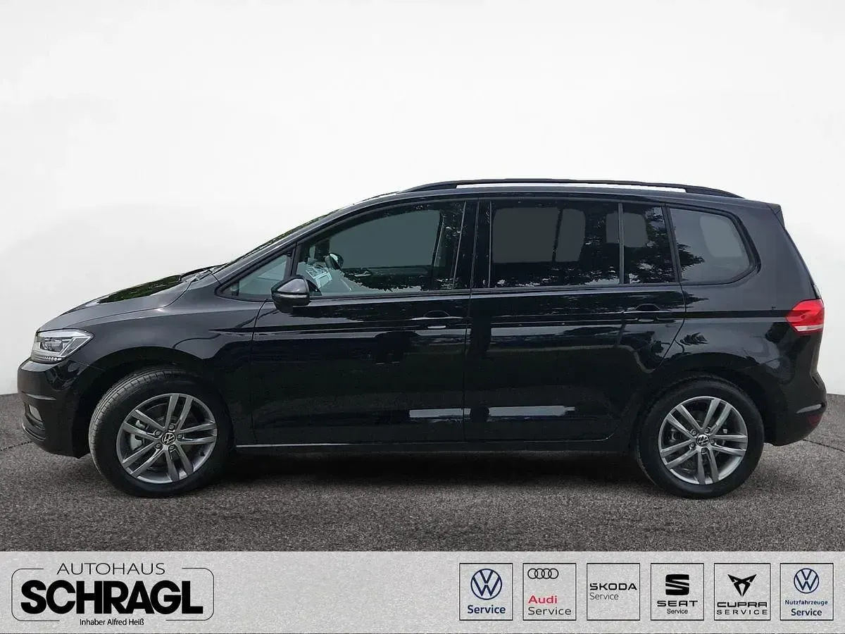 Neu VW Touran Comfortline 150 PS (110 kW) 2026 Delfingrau metallic Van / Kleinbus