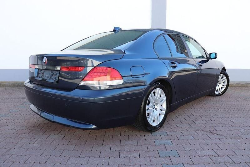 Gebraucht BMW 735 Shadowline 272 PS (200 kW) 2004 Blau Limousine