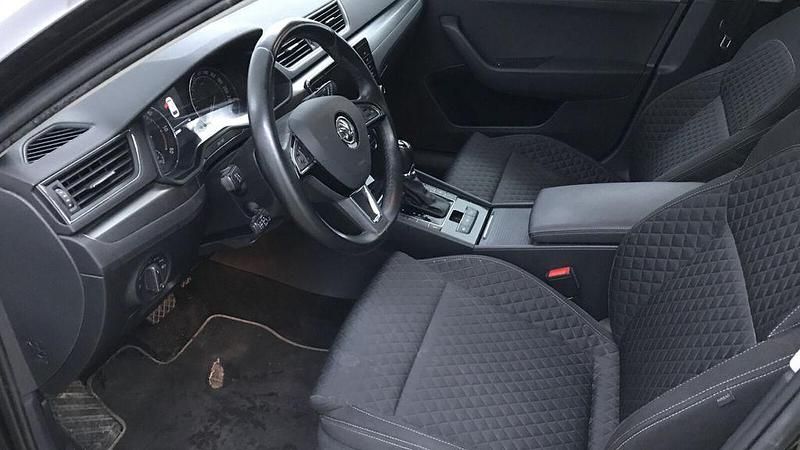 Używany Skoda Superb Style 190 KM (139 kW) 2018 Czarny Kombi