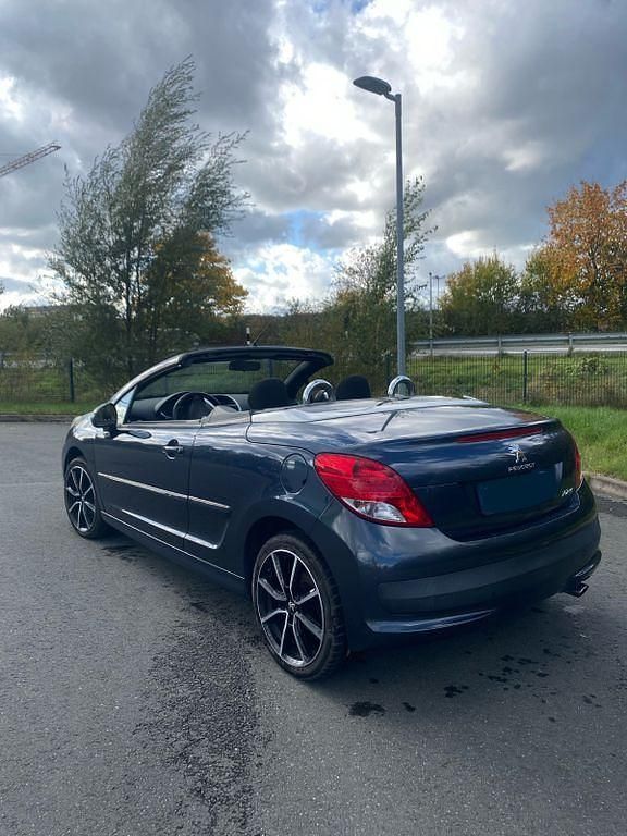 Blau Gebraucht 2013 Peugeot 207 CC Cabrio | 2.600 € (Superpreis) - Bild 1/4