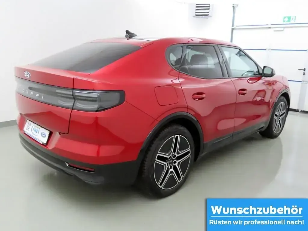 Używany Ford Capri Premium 250 kW (340 KM) 2024 Czerwony SUV