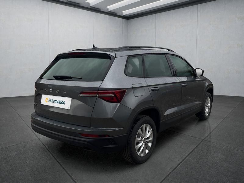 Neu Skoda Karoq 150 PS (110 kW) 2025 Grau SUV