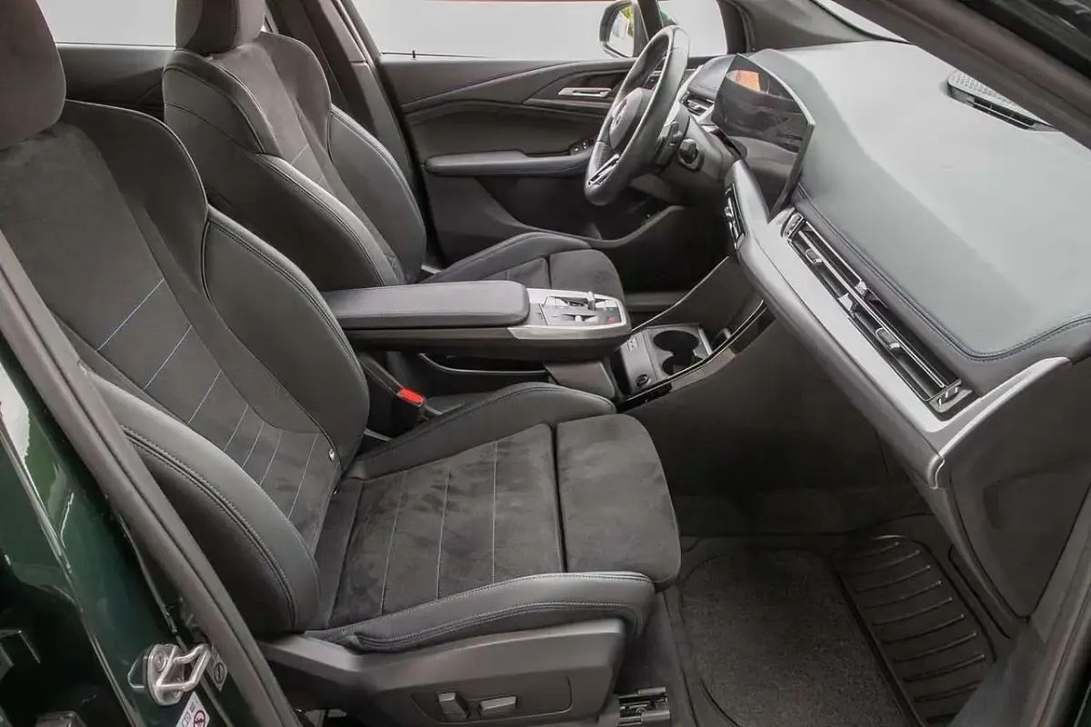 Gebraucht BMW 223 Active Tourer M Sport 218 PS (160 kW) 2023 Sanremo green Van / Kleinbus