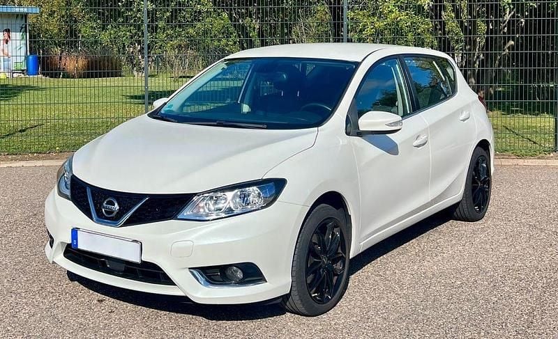 Weiß Gebraucht 2017 Nissan Pulsar Acenta Limousine | 7.350 € (Guter Preis) - Bild 1/4