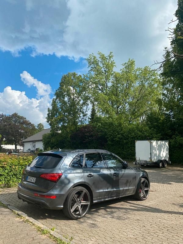 Grau Gebraucht 2016 Audi SQ5 S-Line SUV | 21.400 € (Guter Preis) - Bild 1/4
