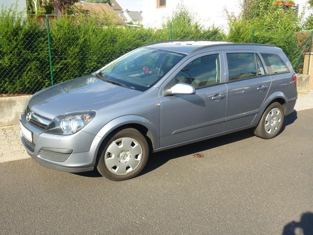 Gebraucht Opel Astra 105 PS (77 kW) 2006 Grau metallic Kombi