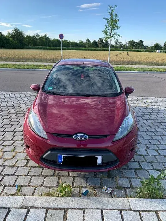 Gebraucht Ford Fiesta Trend 82 PS (60 kW) 2009 Rot Limousine