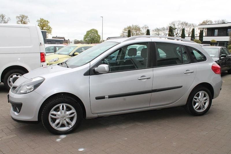 Gebraucht Renault Clio II Dynamique 101 PS (74 kW) 2008 Grau Limousine