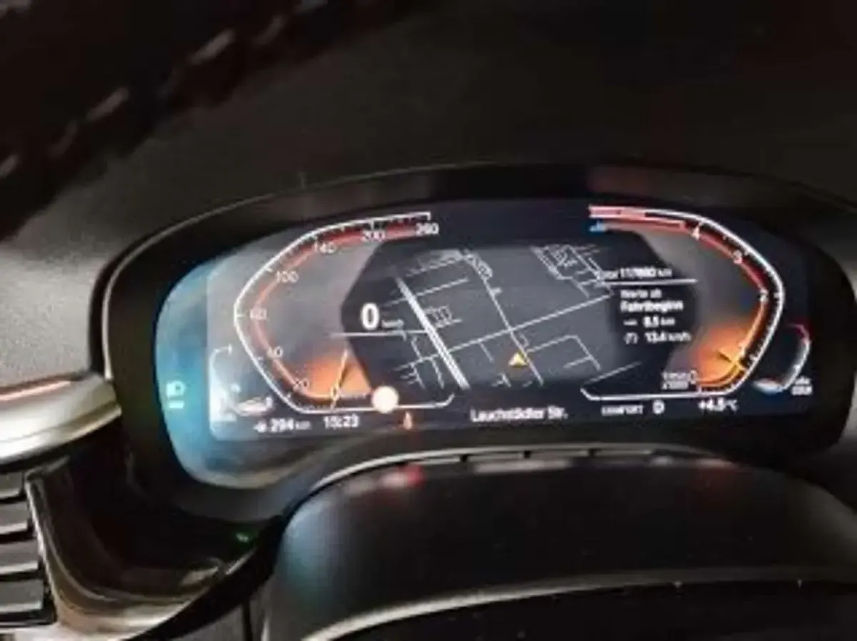 Używany BMW 520 190 KM (139 kW) 2023 Niebieski Sedan/Limuzyna