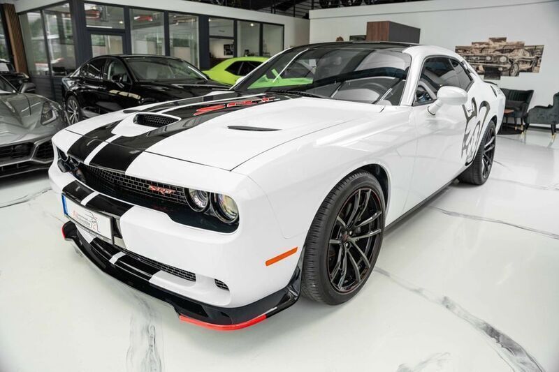 Weiß Gebraucht 2018 Dodge Challenger Coupé | 37.990 € (Fairer Preis) - Bild 1/4