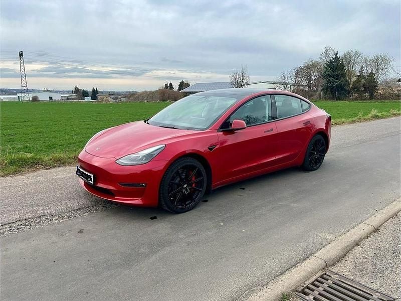 Gebraucht Tesla Model 3 Performance 377 kW (513 PS) 2022 Rot Limousine