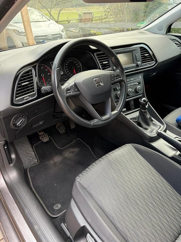 Gebraucht Seat Leon 150 PS (110 kW) 2015 Braun Kombi