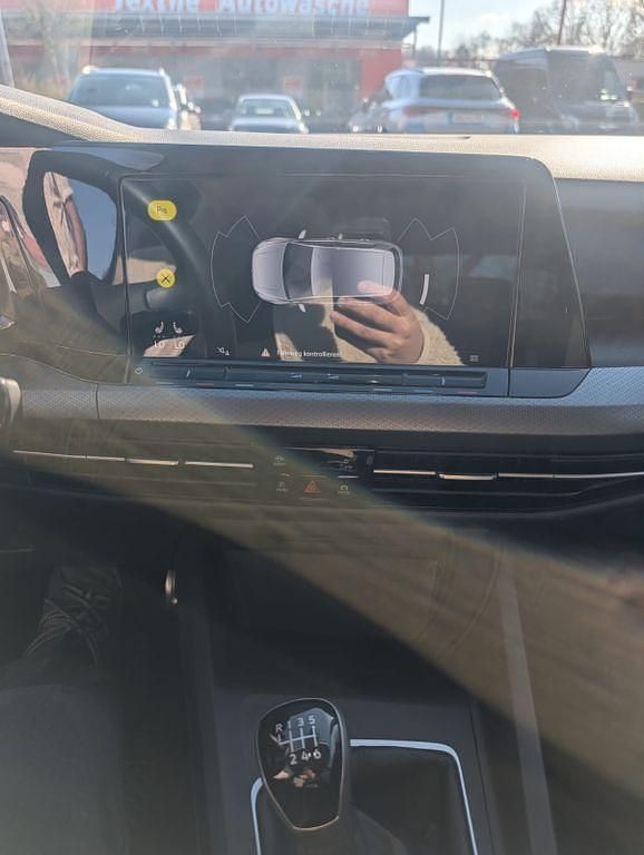 Gebraucht VW Golf VII Active 150 PS (110 kW) 2021 Schwarz Kleinwagen