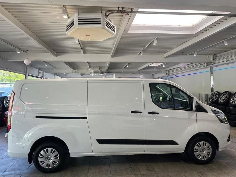 Usata Ford Transit Custom 131 CV (96 kW) 2020 Bianco Monovolume