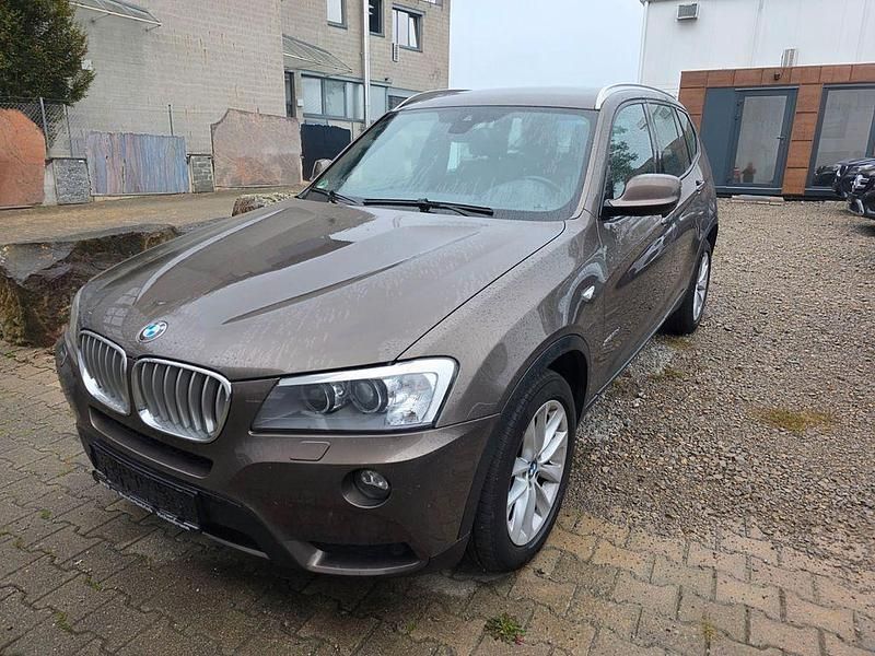 Braun Gebraucht 2013 BMW X3 Shadowline SUV | 10.990 € (Superpreis) - Bild 1/4