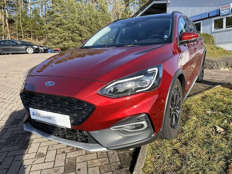 Ruby rot metallic Gebraucht 2019 Ford Focus Active Kombi | 17.500 € (Fairer Preis) - Bild 1/4