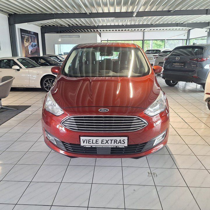 Rot Gebraucht 2018 Ford C-MAX Titanium Van / Kleinbus | 8.850 € (Etwas zu teuer) - Bild 1/4