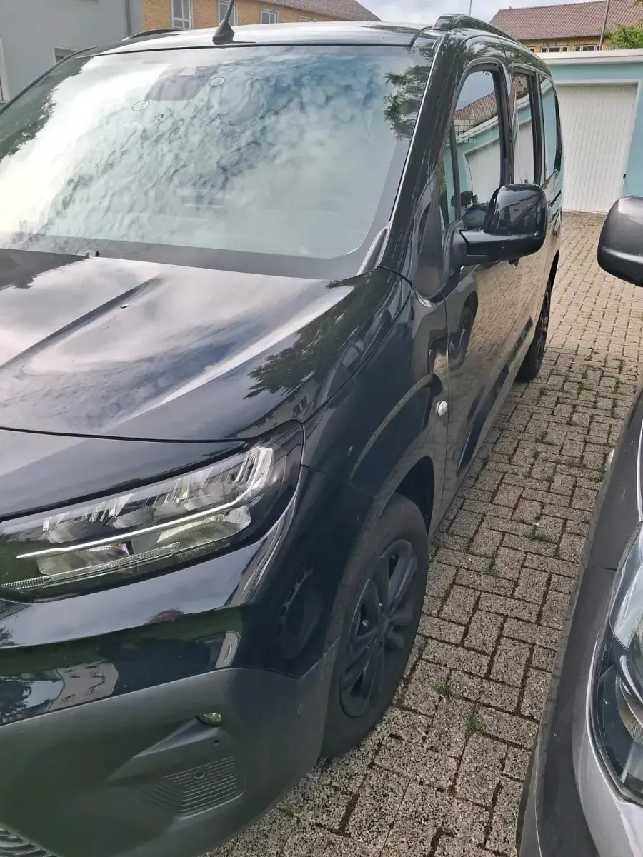 Gebraucht Fiat Doblò 140 PS (102 kW) 2026 Schwarz Van / Kleinbus