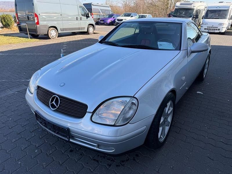Gebraucht Mercedes SLK230 193 PS (141 kW) 1999 Silber Cabrio