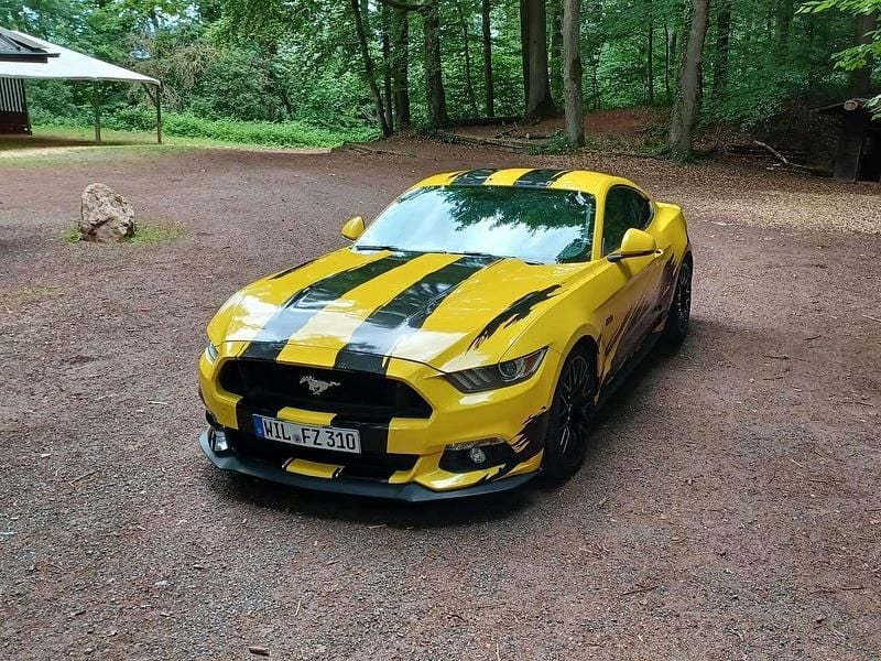 Gelb Gebraucht 2016 Ford Mustang GT Coupé | 27.300 € (Superpreis) - Bild 1/4