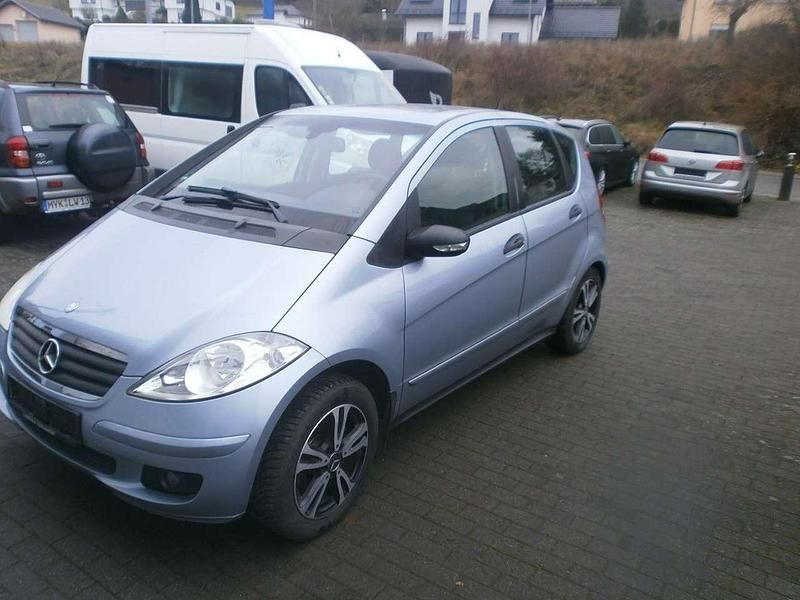 Amethyst metallic Gebraucht 2006 Mercedes A150 Kleinwagen | 1.950 € (Superpreis) - Bild 1/4