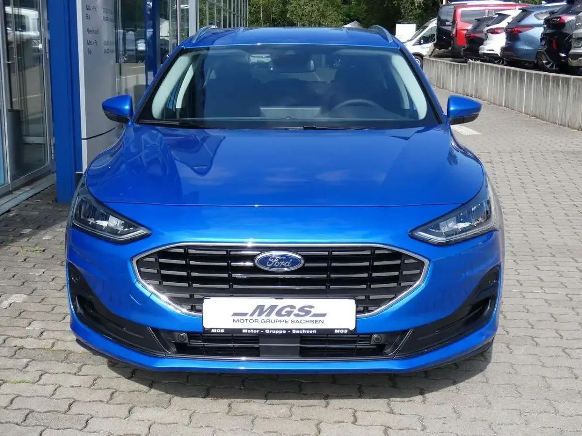 Gebraucht Ford Focus Titanium 155 PS (114 kW) 2025 Desert island blue Kombi