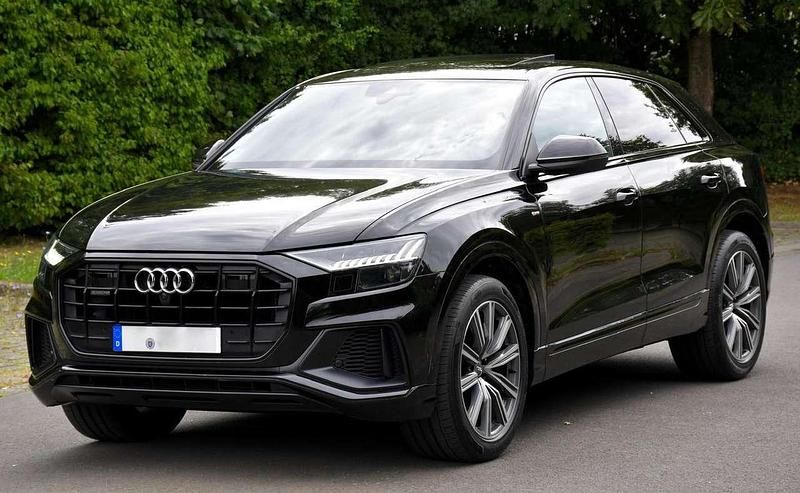 Gebraucht Audi Q8 Comfort 286 PS (210 kW) 2019 Schwarz SUV