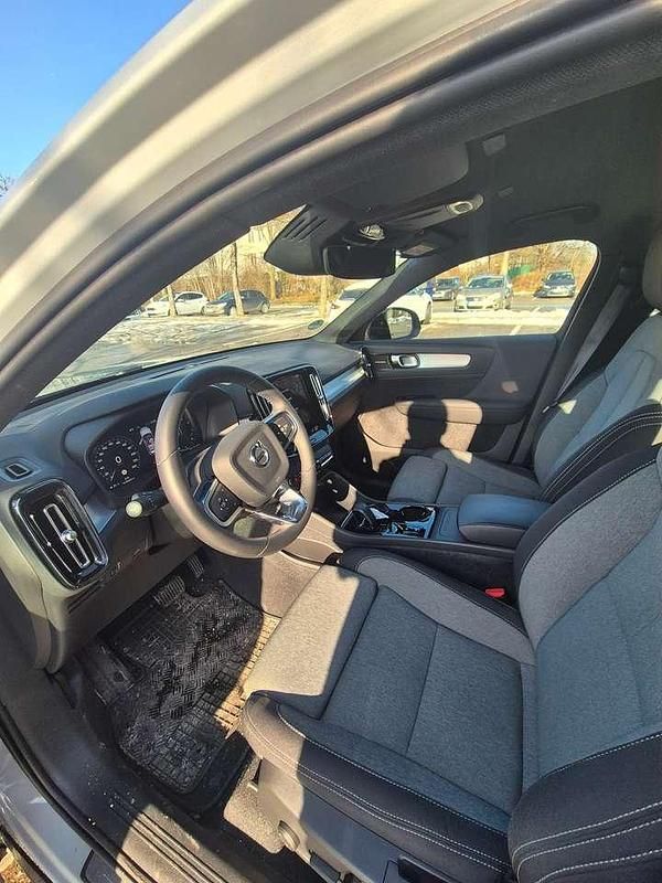 Gebraucht Volvo XC40 Plus 129 PS (94 kW) 2023 SUV