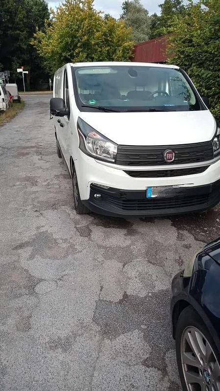 Weiß Gebraucht 2019 Fiat Talento Van | 9.500 € - Bild 1/4