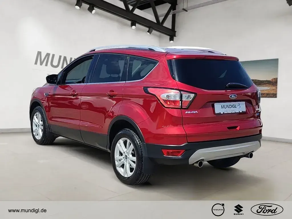 Gebraucht Ford Kuga Trend 150 PS (110 kW) 2018 Rubyrot (metallic) SUV