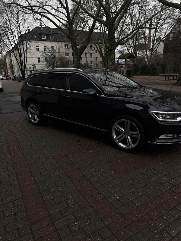 Gebraucht VW Passat Highline 190 PS (139 kW) 2016 Kombi