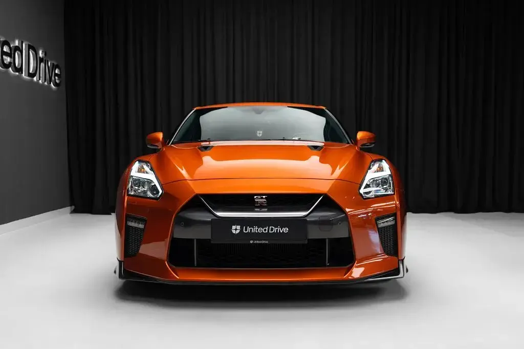 Gebraucht Nissan GT-R GT 570 PS (419 kW) 2019 Orange Coupé