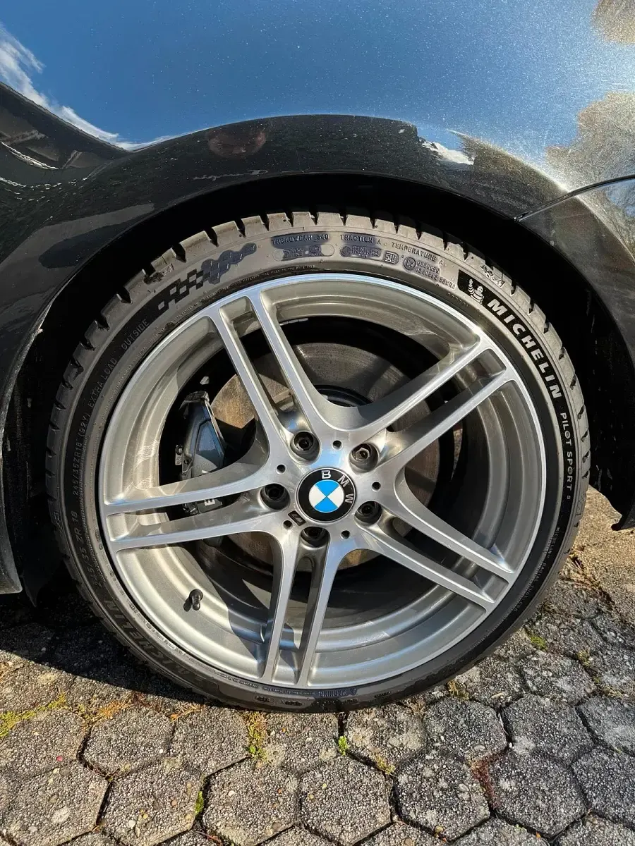 Gebraucht BMW 135 Cabriolet 306 PS (225 kW) 2008 Schwarz Cabrio