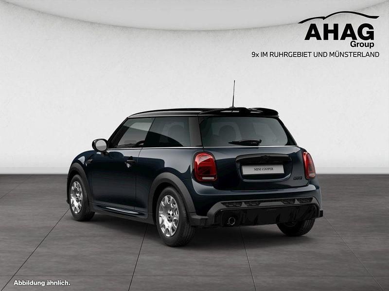 Używany Mini Cooper 136 KM (100 kW) 2022 Czarny Hatchback