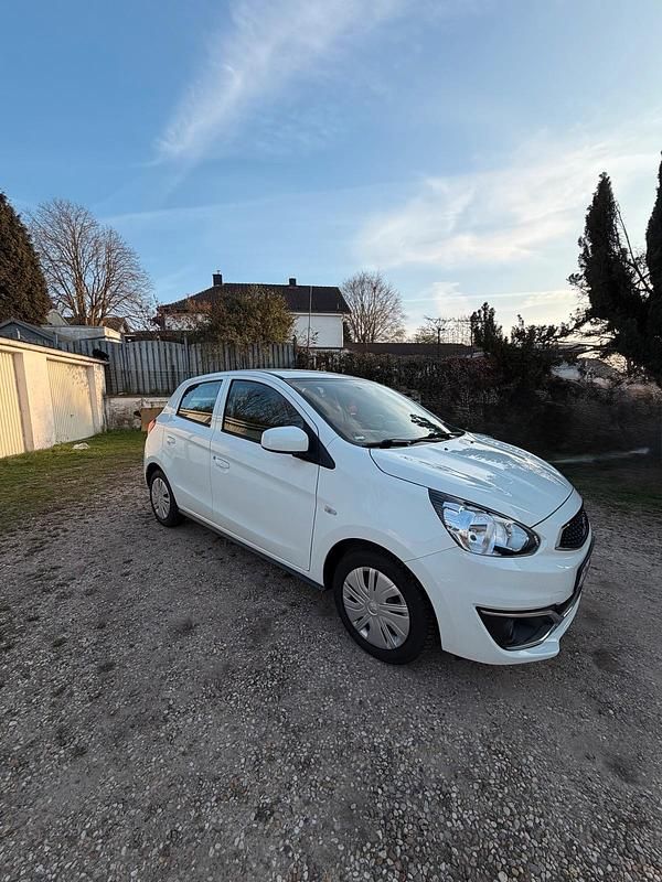 Gebraucht Mitsubishi Space Star 71 PS (52 kW) 2019 Weiß Kleinwagen