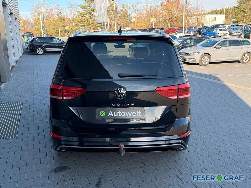 Gebraucht VW Touran 150 PS (110 kW) 2022 Deep black perleffekt Van / Kleinbus