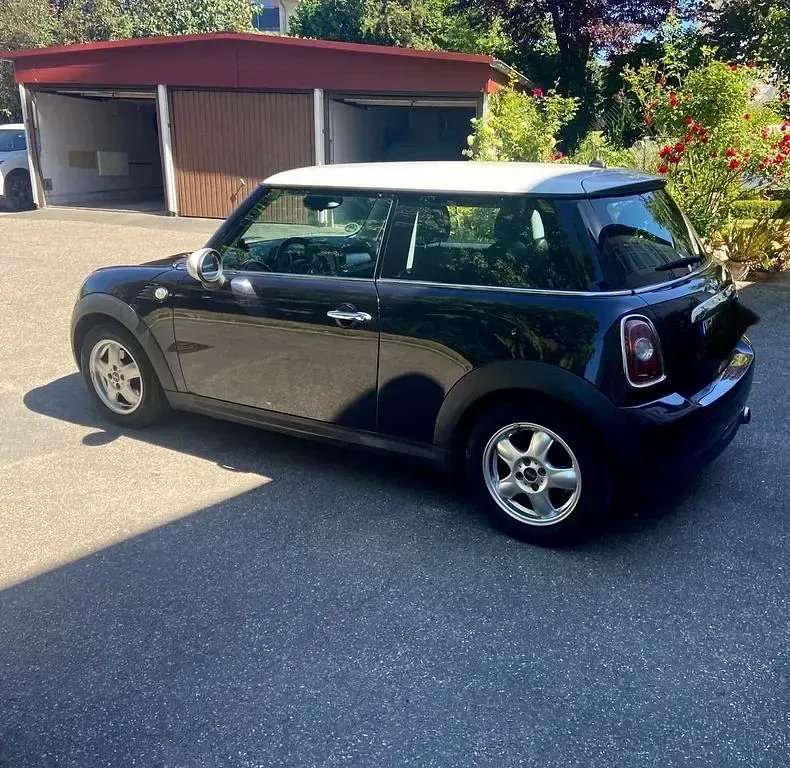 Gebraucht Mini Cooper 120 PS (88 kW) 2007 Schwarz Kleinwagen