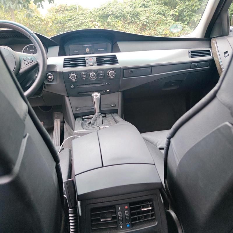 Schwarz Gebraucht 2006 BMW 535 Limousine | 5.000 € (Guter Preis) - Bild 1/4