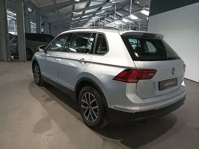 Gebraucht VW Tiguan Life 150 PS (110 kW) 2023 Silber SUV