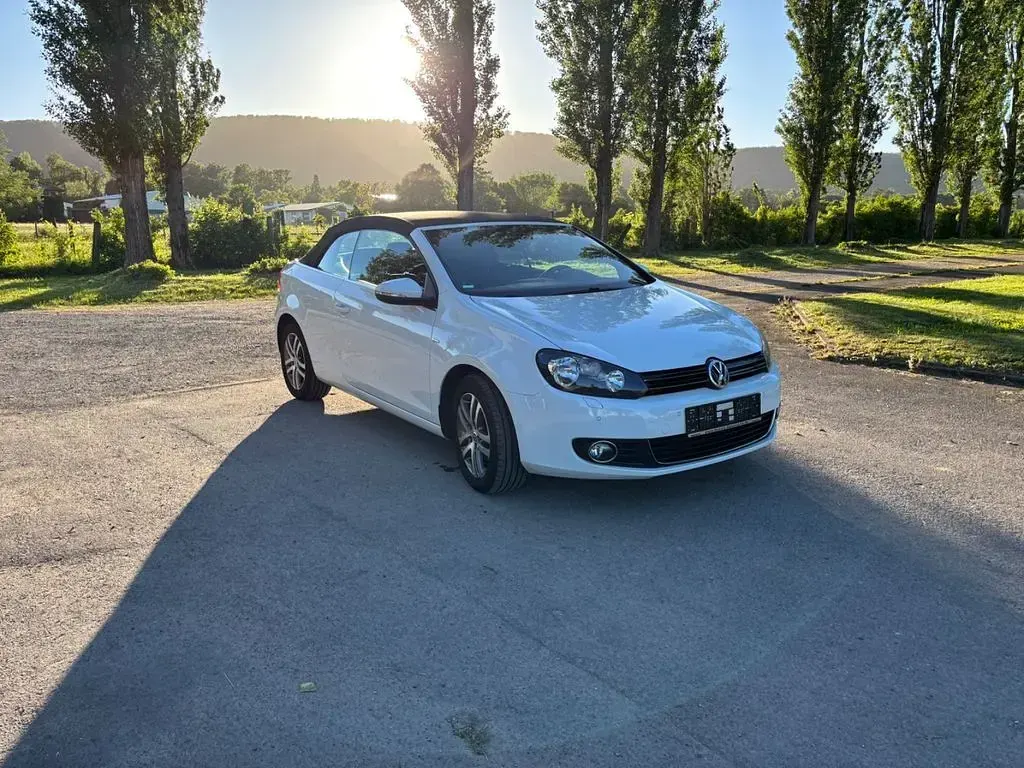 Gebraucht VW Golf Cabriolet Cup 105 PS (77 kW) 2014 Weiß Cabrio