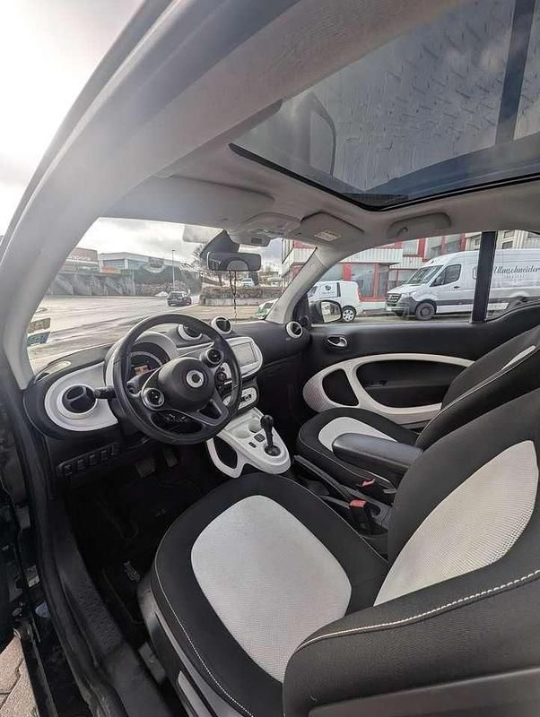 Gebraucht Smart ForTwo Coupé Passion 90 PS (66 kW) 2016 Schwarz Coupé