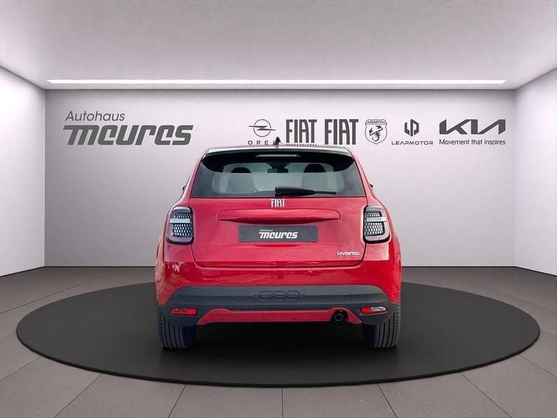 Gebraucht Fiat 600 Urban 110 PS (80 kW) 2025 Rot SUV