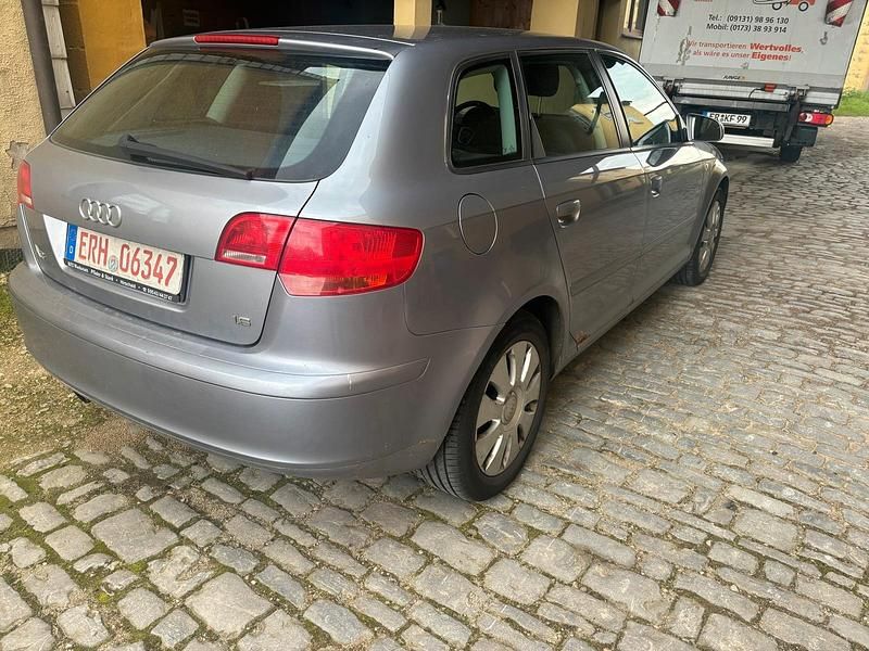 Gebraucht Audi A3 Attraction 116 PS (85 kW) 2004 Silber Limousine