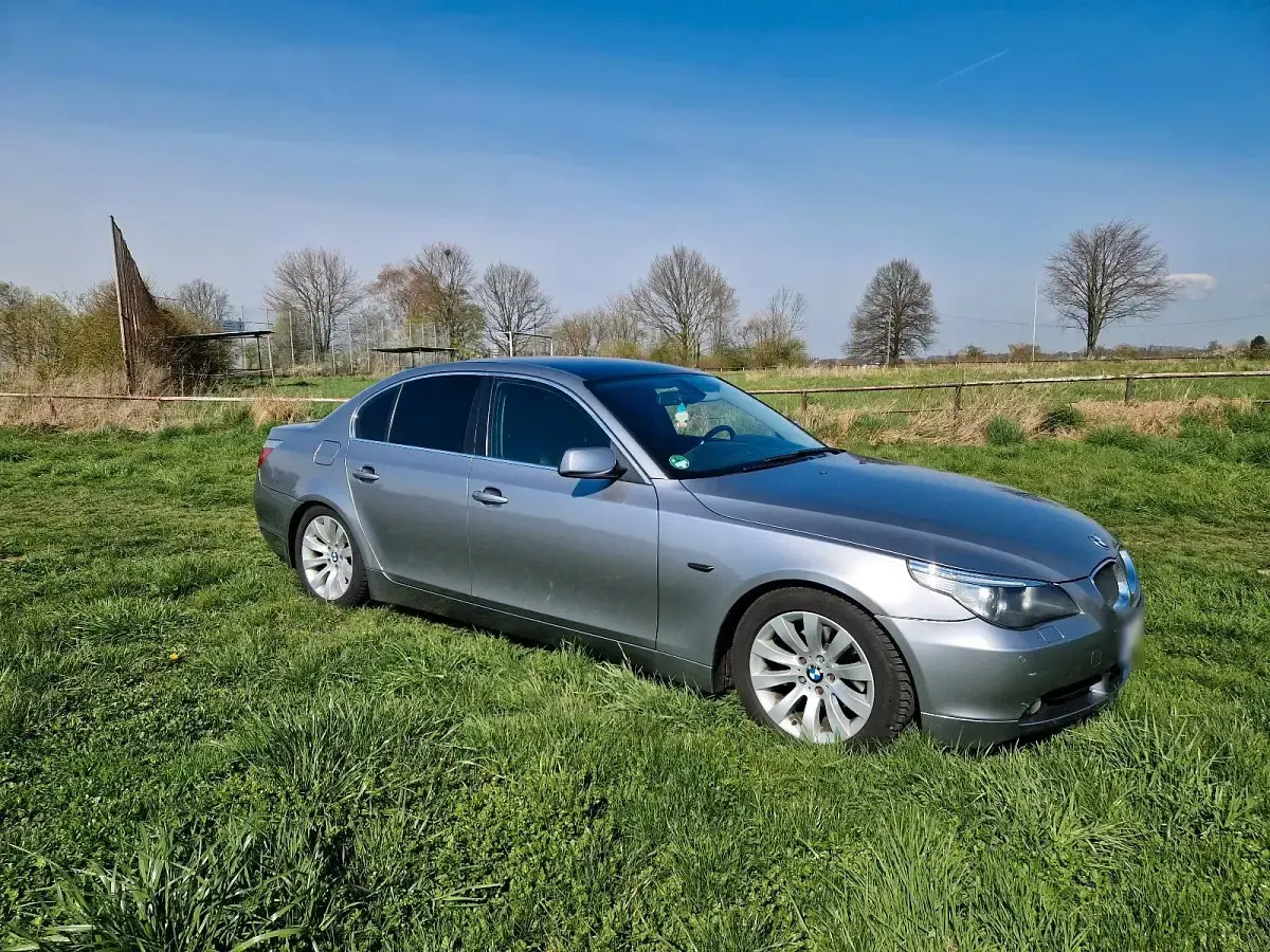 Second-hand BMW 525 192 CP (141 kW) 2003 Gri Berlinǎ